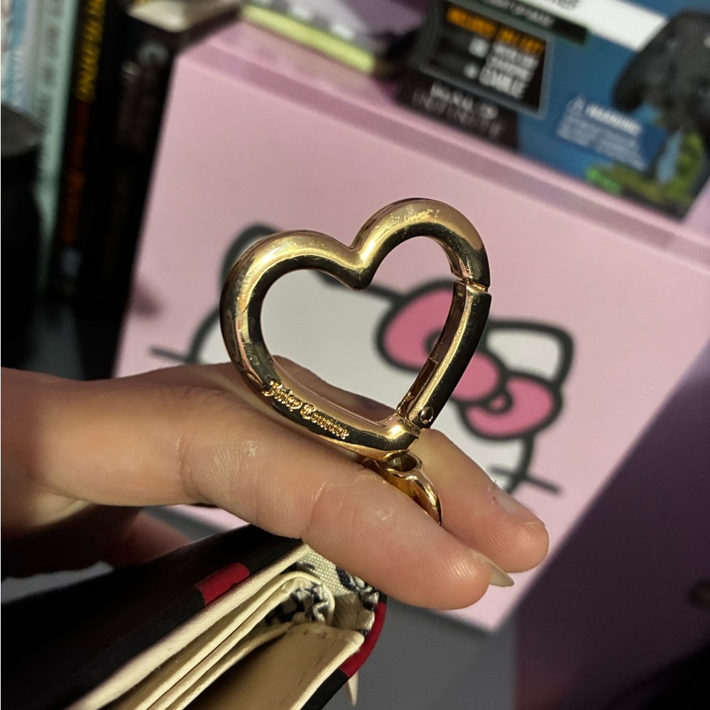 Juicy Couture Wallet - Picture 3 of 6